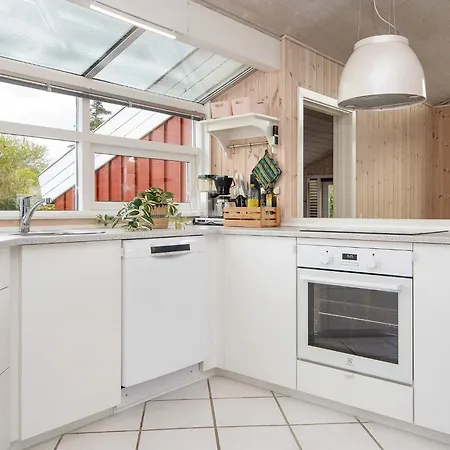 Feriehus 6 Person In Bjert *