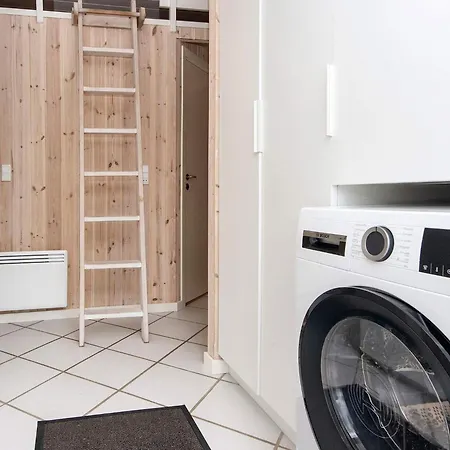 6 Person In Bjert-by Traum 펜션 Binderup Strand