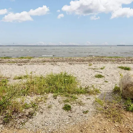 6 Person In Bjert-by Traum Binderup Strand