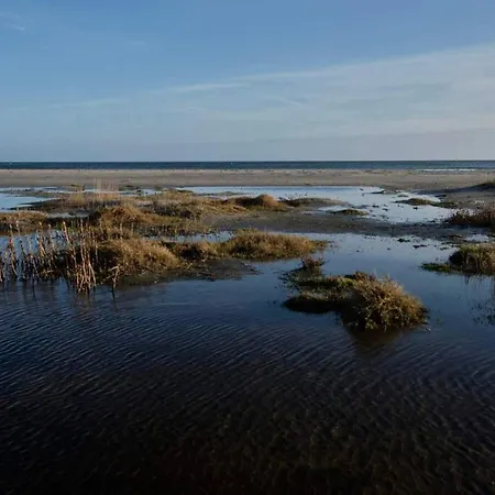 6 Person In Bjert Vakantiehuis Binderup Strand