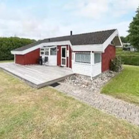6 Person In Bjert Feriehus