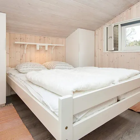 6 Person In Bjert Tatil Evi